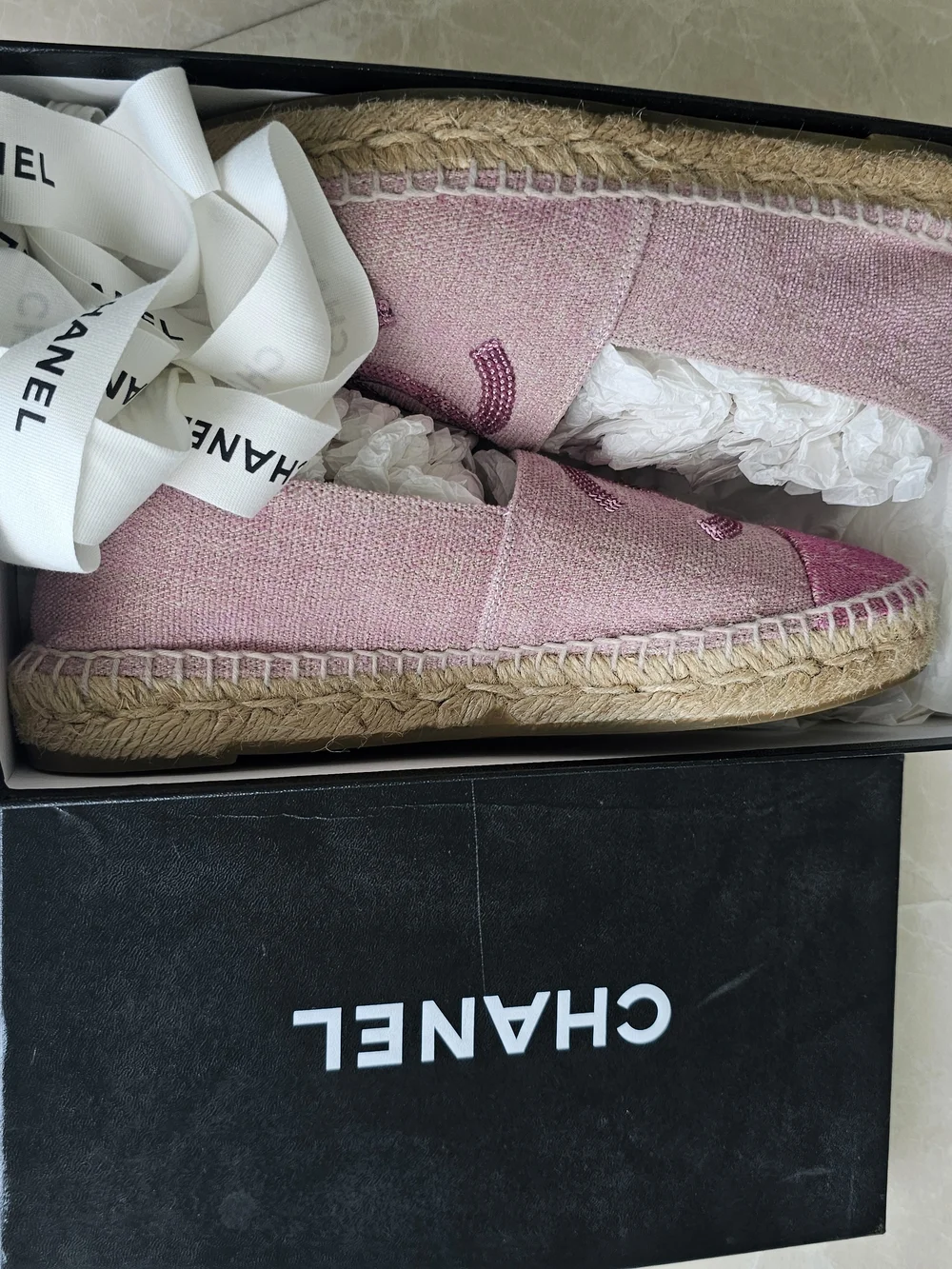 Authentic Rare Chanel Pink Sequin CC Espadrille Flats Size 38